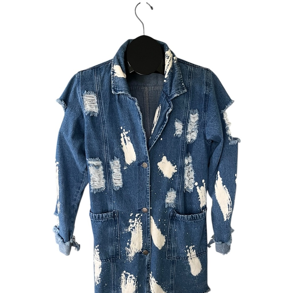 Fashion Nova distressed blue denim duster jacket with white paint splatters - Picture 8 of 13